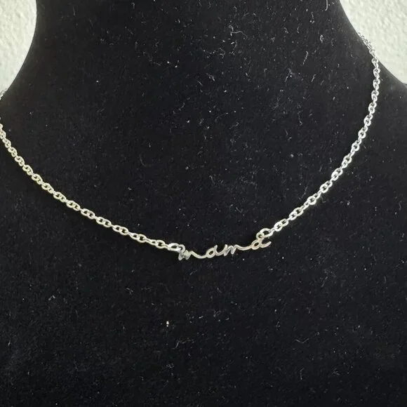 Silver “Mama” Script Necklace – Minimalist Gift for Mom - Picture 3 of 6